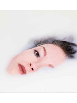 Sampon és hajbalzsam egyben